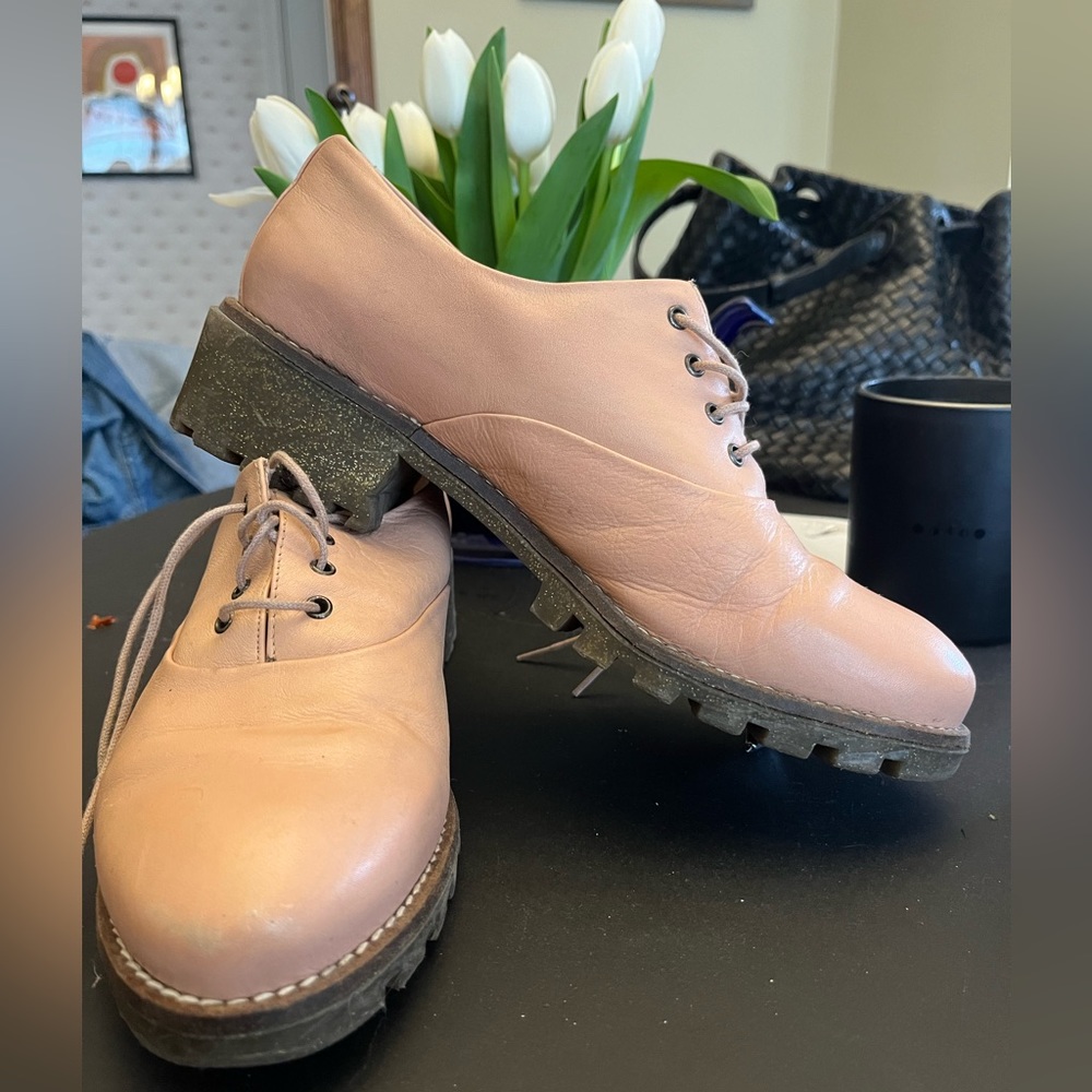 Miista pink leather shoes gently worn